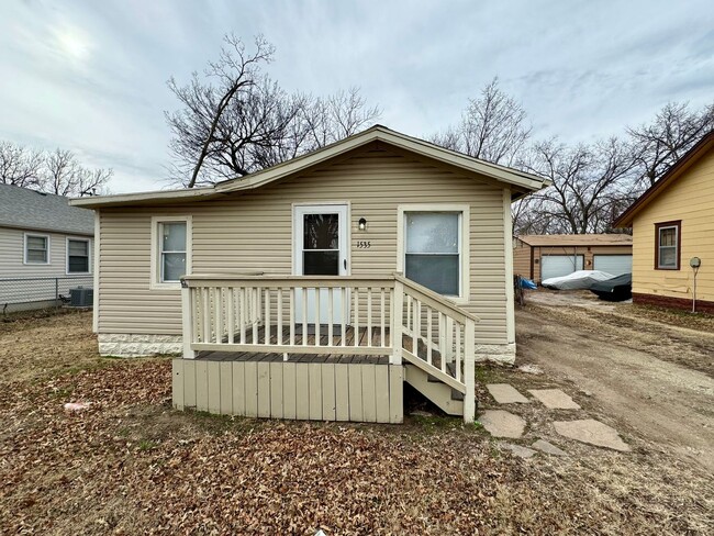 Affordable 2-Bedroom South Wichita - Affordable 2-Bedroom South Wichita Casa