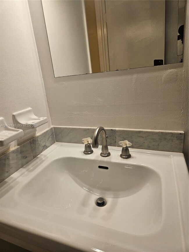 7561 NW 16th St Unit 2210