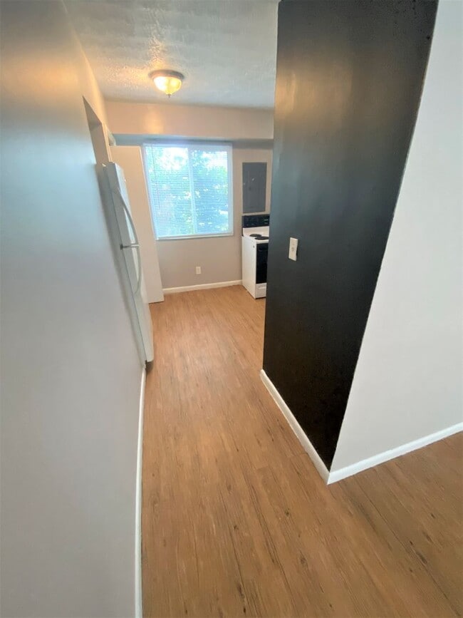 Photo - 451 Alden Ave Unit 451-4