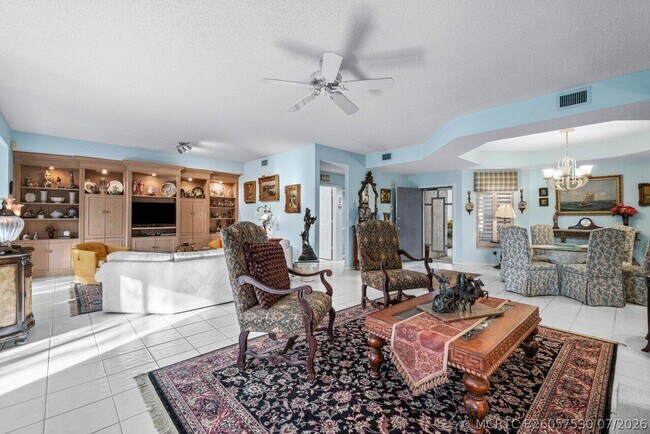 Photo - 11706 Briarwood Cir Unit 1