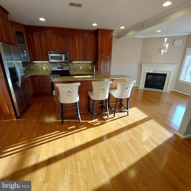 Photo - 12251 Roundwood Rd Unit 807