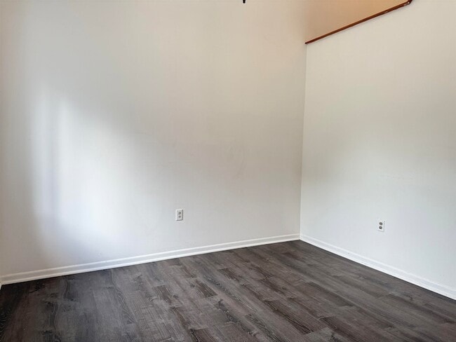 Photo - 4 Churchill Ct