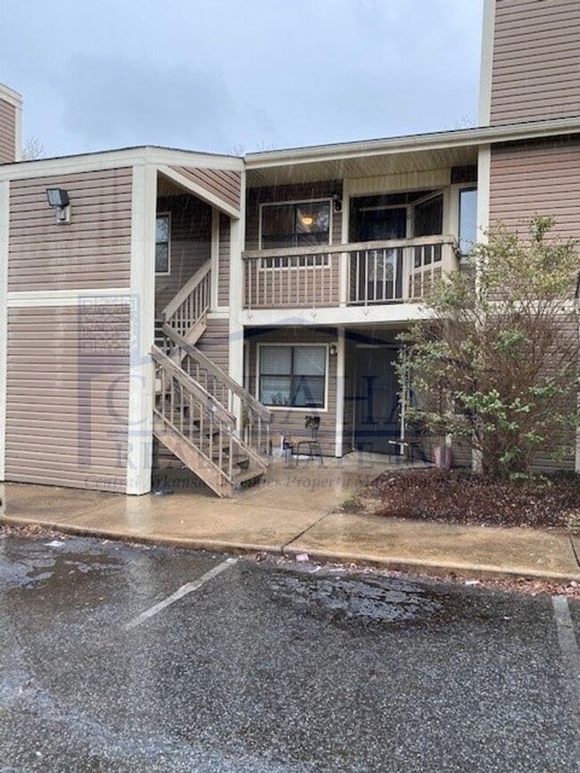 Building Photo - West Little Rock Condo Unit 10