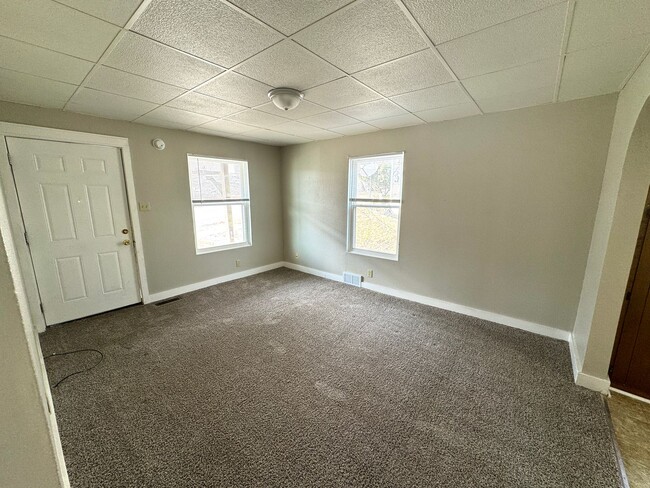 Photo - 2 Bed / 1 Bath House Off North Main Street