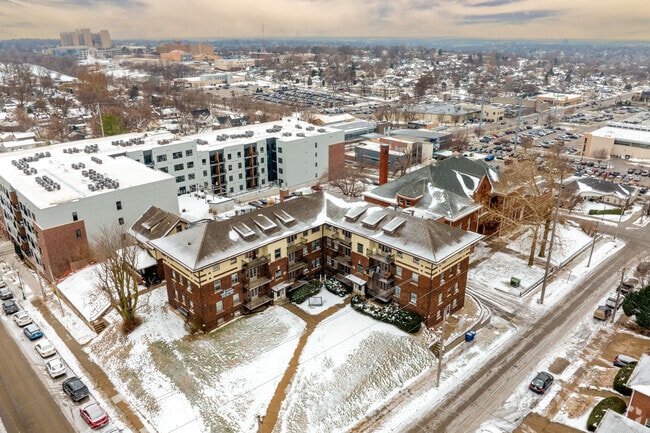 Photo - Knickerbocker Apartments
