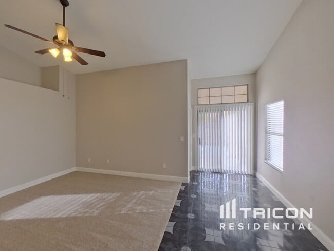 Photo - 4702 Roby Grey Way