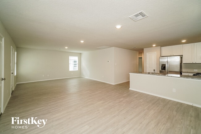 Photo - 10767 Prusiner Dr