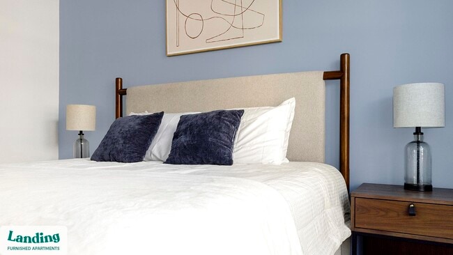 Photo - 650 N Main St Unidad 120