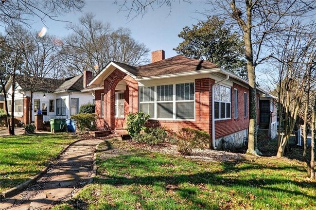 Photo - 203 Winter Ave