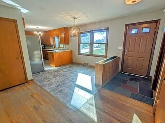 Photo - 10506 Hilltop Rd