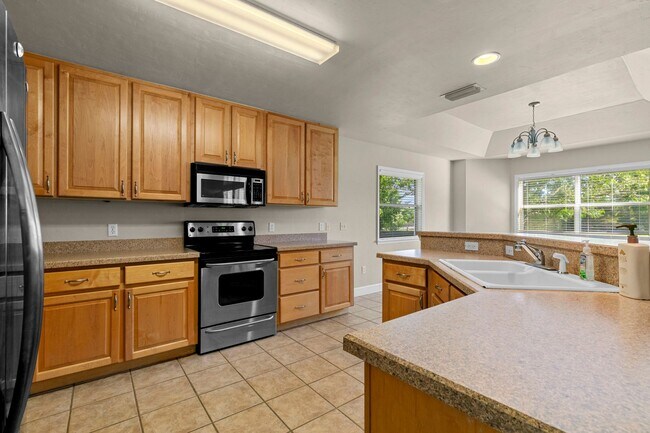 Photo - Hammock Ridge 4 bedroom 2 bath on one acre