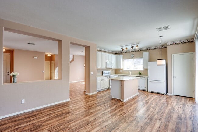 Photo - 40404 W Molly Ln