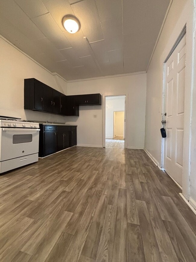 Photo - One Bedroom Duplex Available with Washer/Dryer Hookups