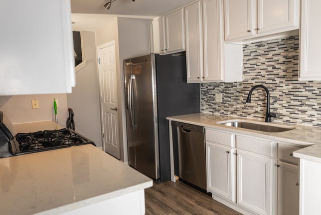 Photo - 228 W Fairview Way