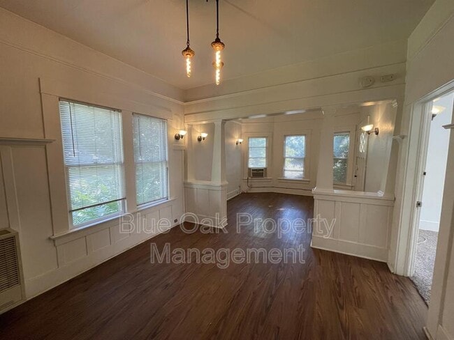 Photo - 960 Salem St Unit #B