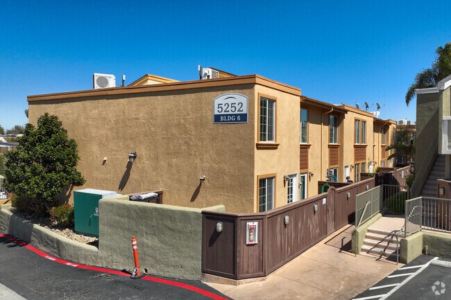 5252 Balboa Arms Dr - Balboa Ridge Condos