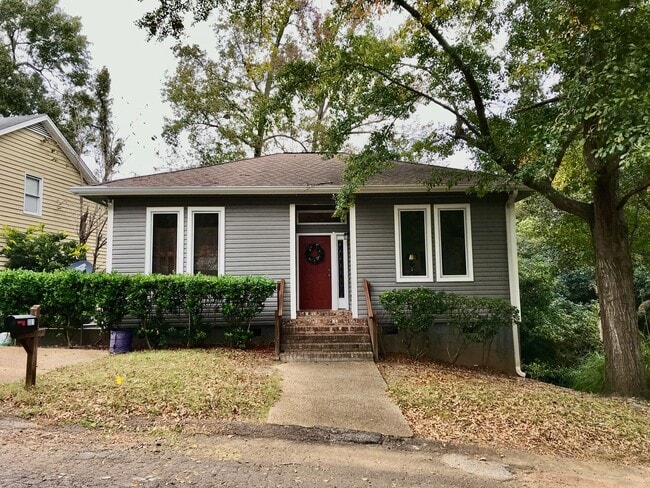 Building Photo - Excellent Location!! Rental