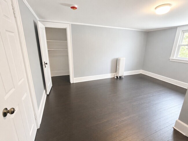 Photo - 179 Isabella Ave Unit 3
