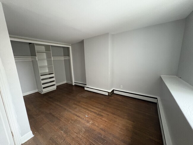 Photo - 120-120 Pitt St Unit 120-1
