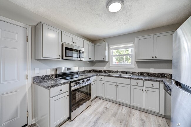 3712 Burnham Way