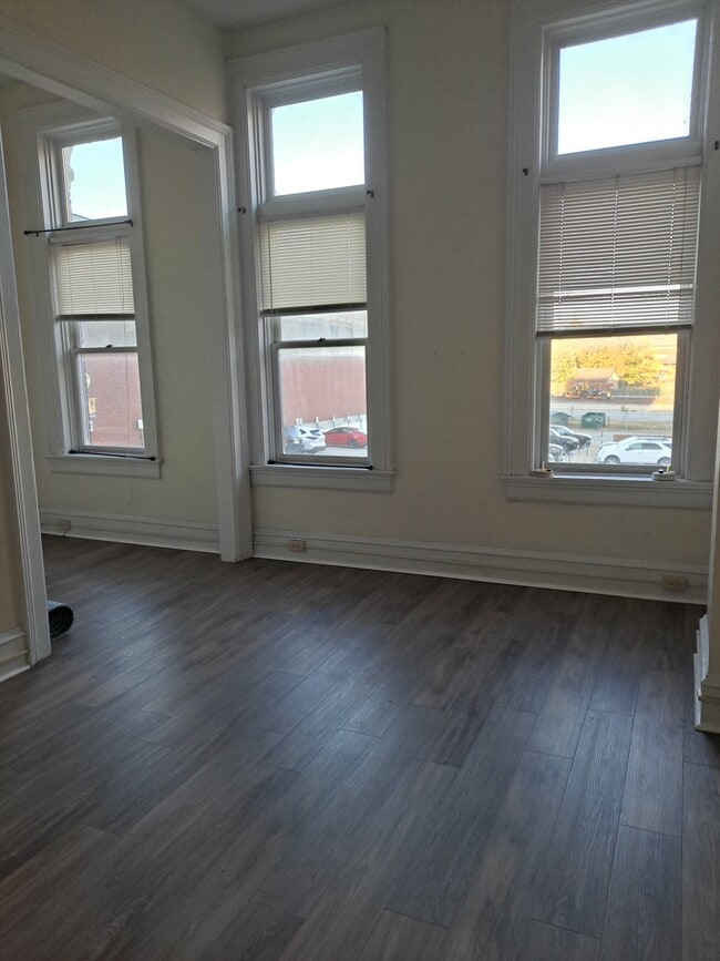 Photo - 129 Main St Unit #1/2ndfloor