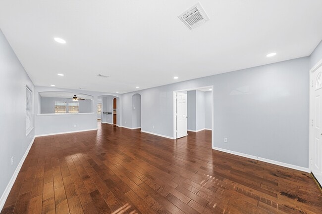 Photo - 5811 Vineyard Hill Dr