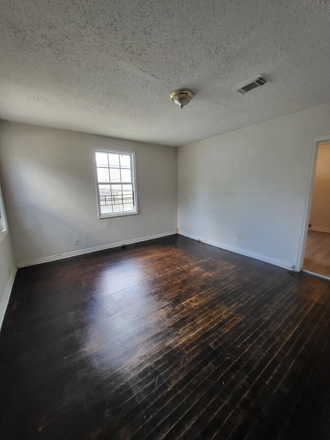 Photo - 330 W 26th St Unit 330 W 26th St