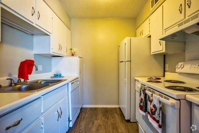 1BR,1BA 625 SqFt