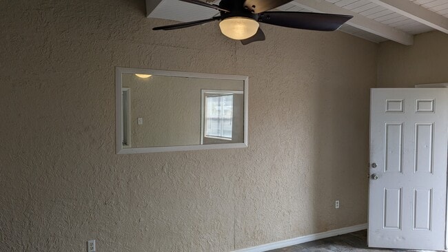 Photo - 8124 Herbison Ave