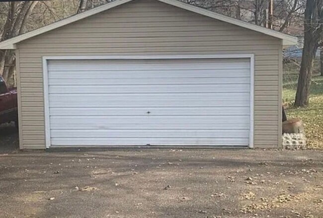 Photo - 3BR/1BA Anoka Home Available Now!