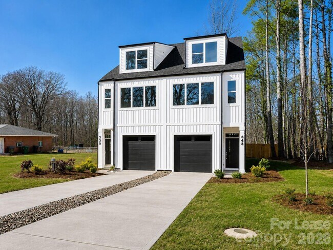 Photo - 343 Gray Dr