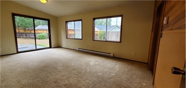 Photo - 18914 Ballinger Way NE