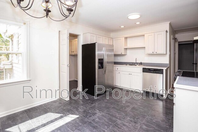 Photo - 2500 Durwood Rd
