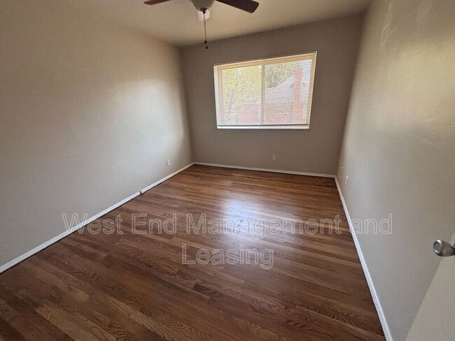 9011 Olive Blvd Unit 2d