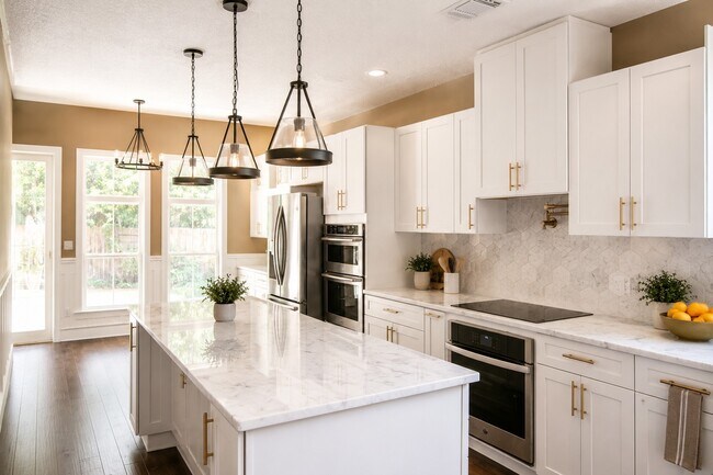 15106 Olde Tavern Ct