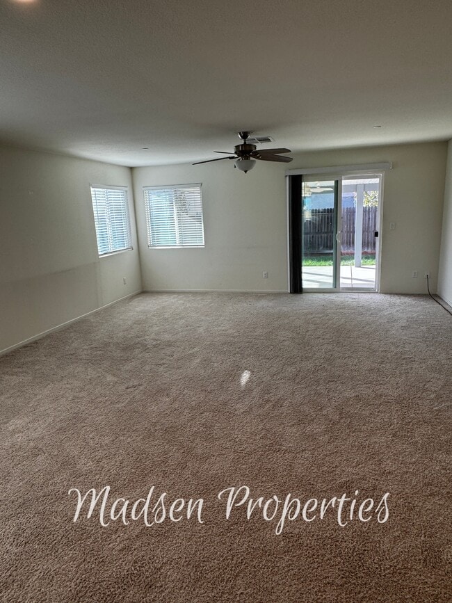 Photo - 114 Christian Ave