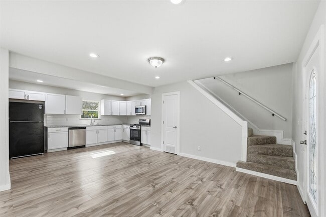 Building Photo - 1032 Hoke Smith Dr