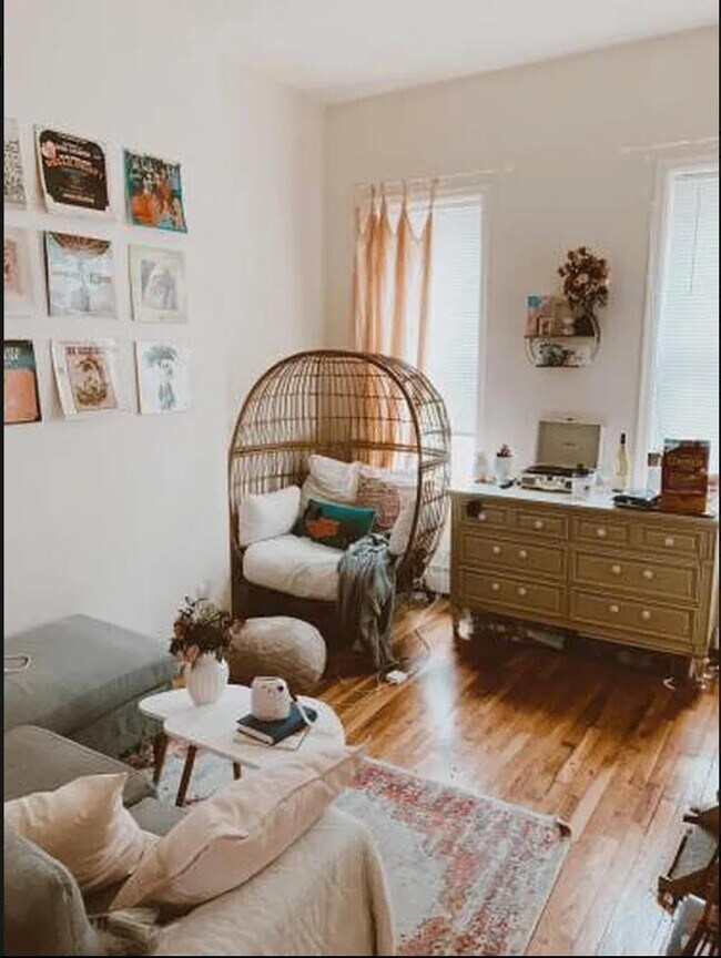 Photo - 18 Mercer St Unit 3