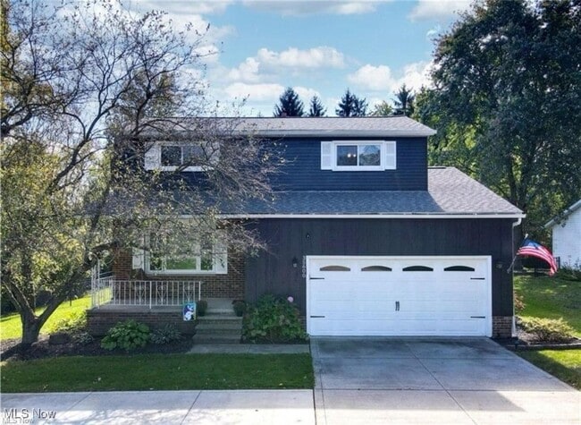 Building Photo - 35600 Bainbridge Rd Rental