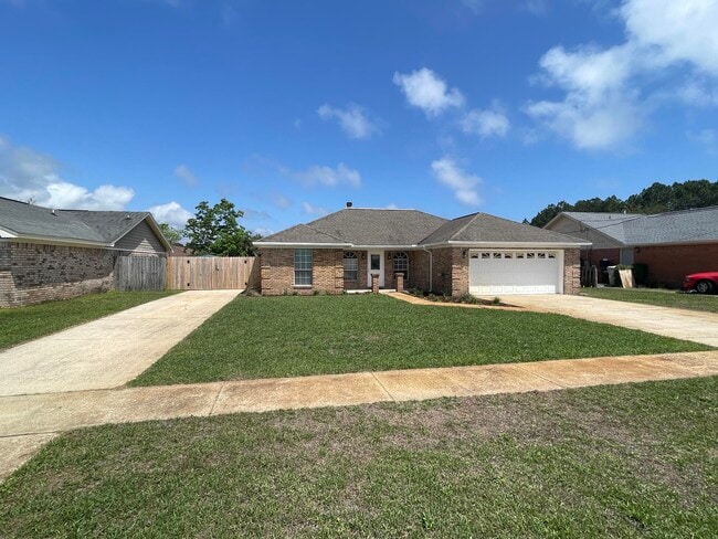 Photo - 2212 Peachwood Ct
