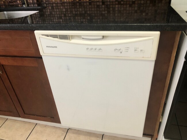 Photo - 7 Laidlaw Ave Unidad 45