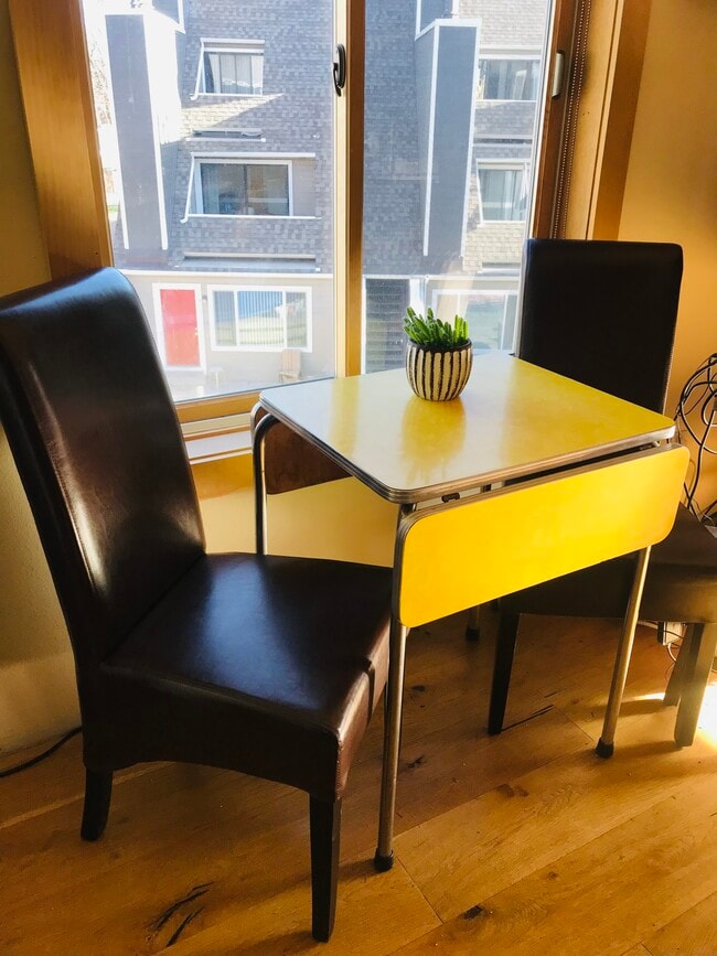 5250 S Huron Way Unit Hickory Place Condos