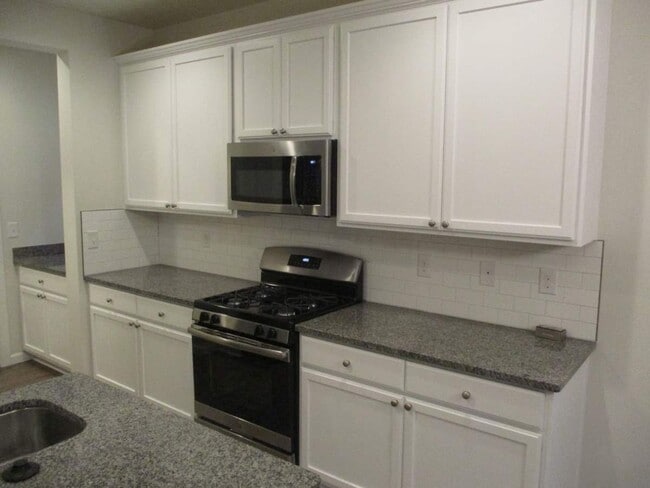 Photo - 3 Bedroom, 2.5 Bathroom Andasio Villiage H...