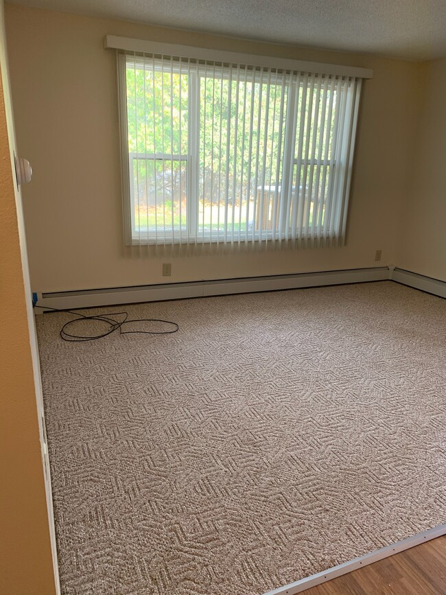 Pine Grove Apartments