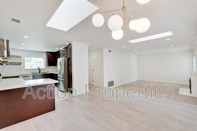 Photo - 2126 Warmwood Ln