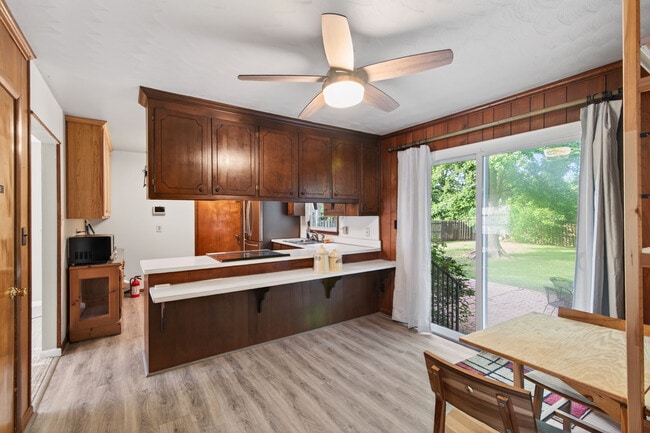 Photo - 33 Tanglewood Dr