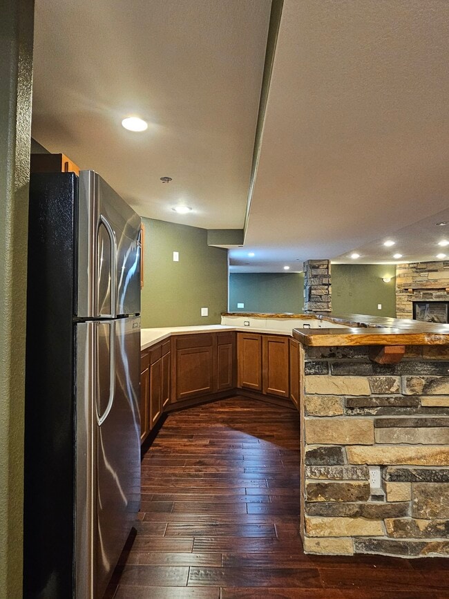 Photo - 1138 Lakecrest Ct