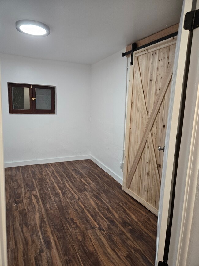 bedroom 1 and 2 same size - 1466 Ridge Way Unidad 1466 lower level