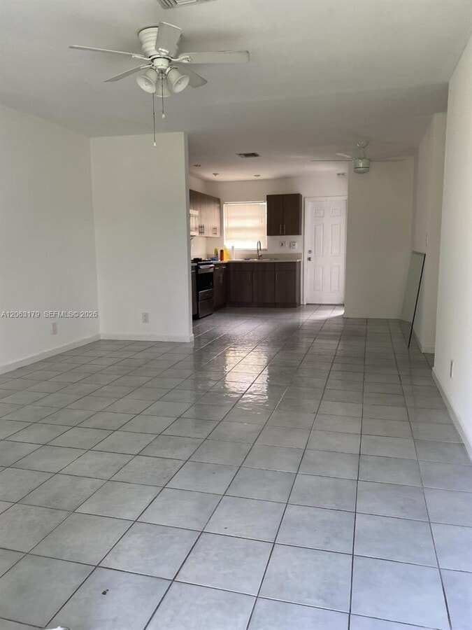 Photo - 3435 SW 62nd Way Unit B