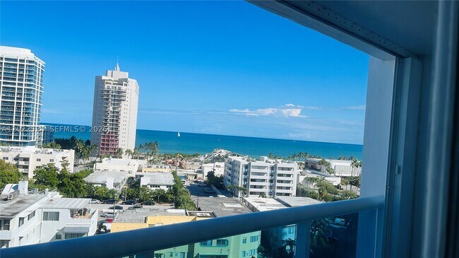 6770 Indian Creek Dr Unit 10T